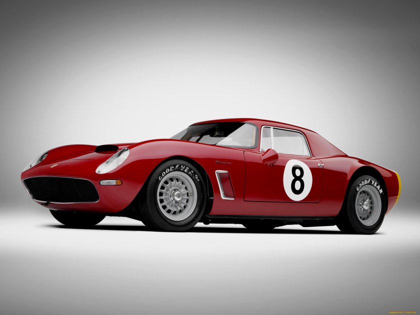 Исса Револьта машина