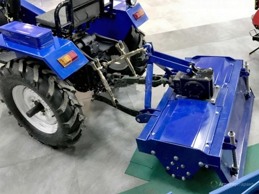 Минитрактор Русич т-18
