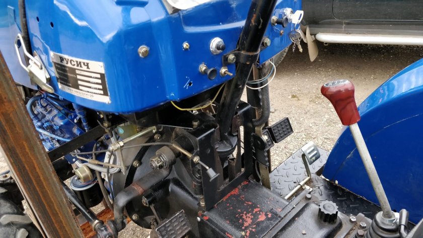 Минитрактор Русич т-12/15