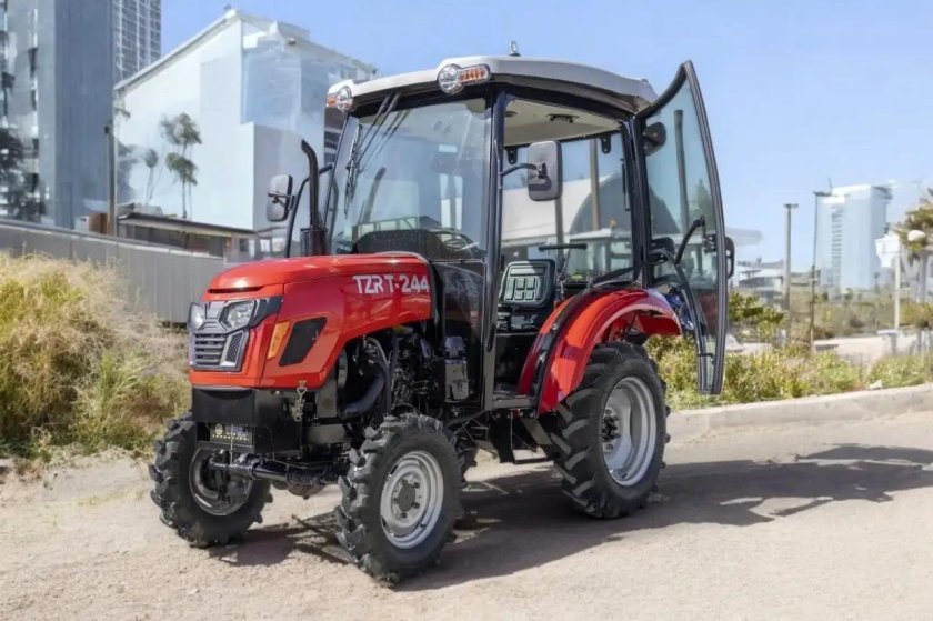 Мини трактор