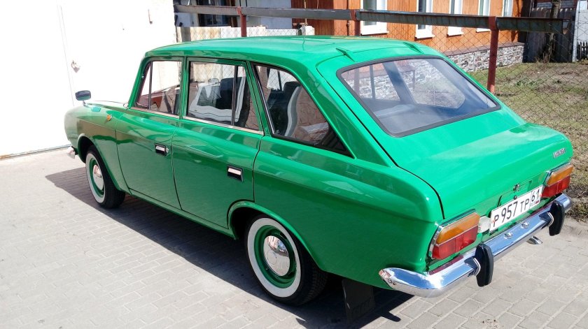 Москвич универсал 2125