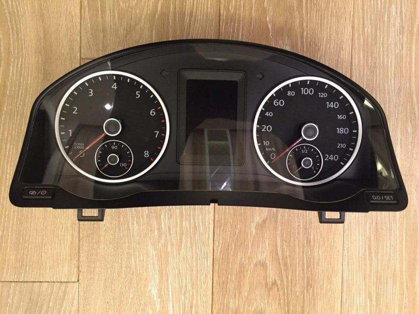 Приборная панель Фольксваген Тигуан