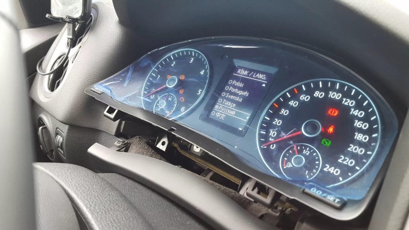 VW Tiguan 1 приборная панель