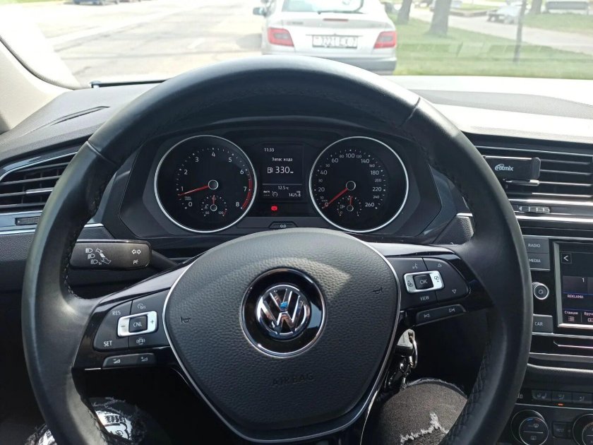 Приборная панель Тигуан 2019