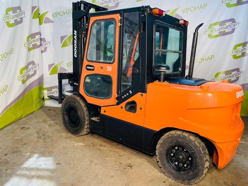 Вилочный автопогрузчик