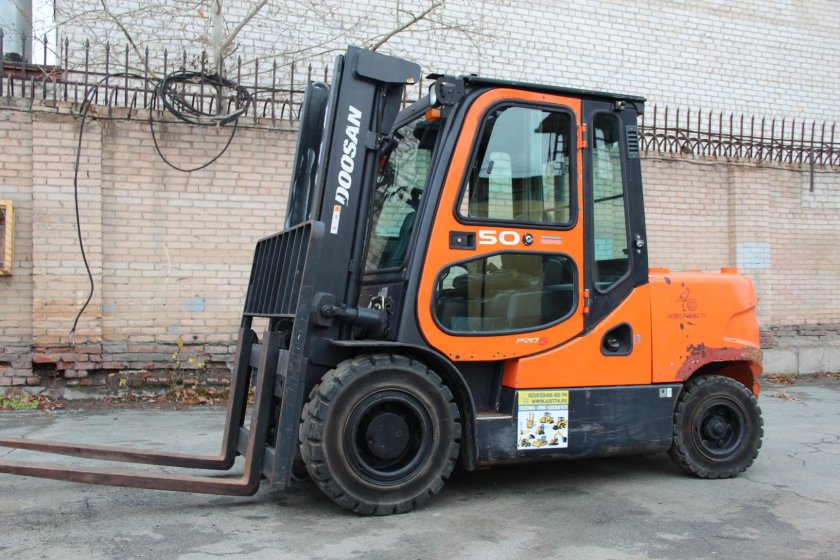 Погрузчик Daewoo d50sc