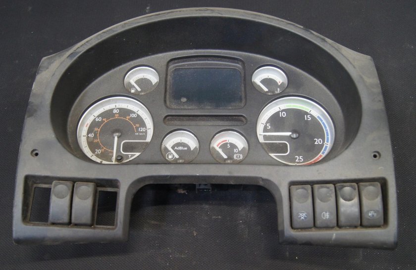 Щиток приборов DAF 105