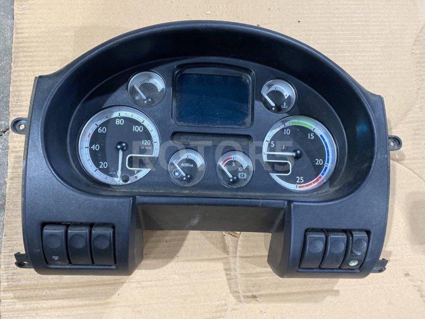 Щиток приборов Даф 105