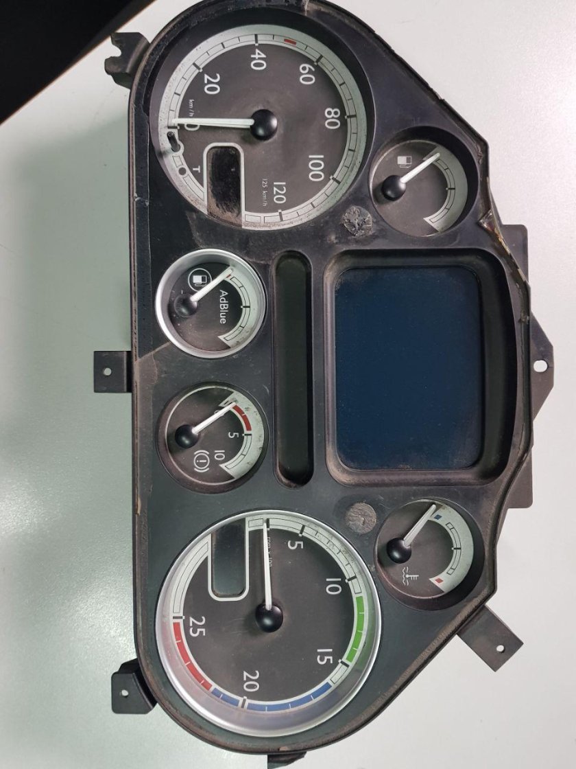 Панель приборов DAF 105