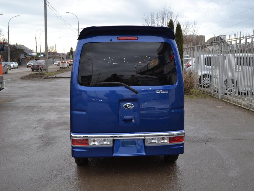 Микроавтобус субару самбар