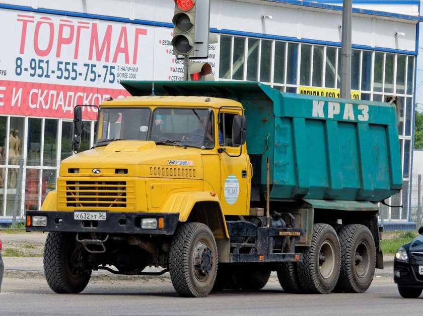 Самосвал КРАЗ 65033