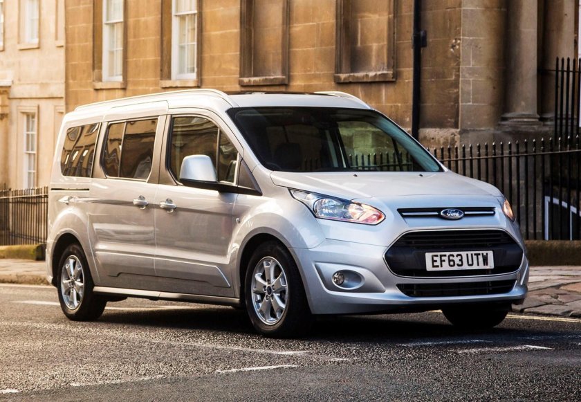 Ford Grand Tourneo connect 2013