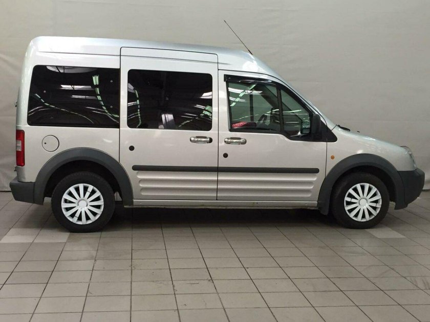 Ford Tourneo connect 1