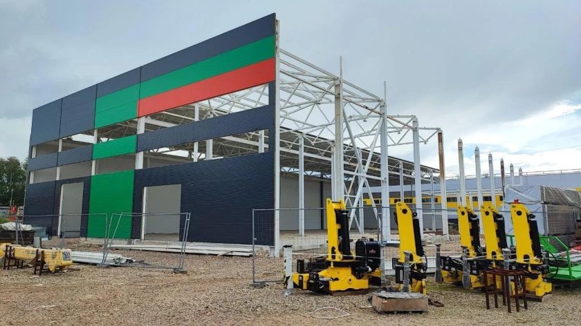 Монтаж сэндвич панелей