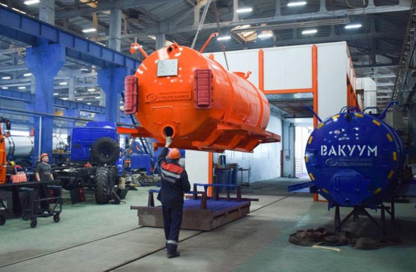 Уральский завод спецтехники Челябинск