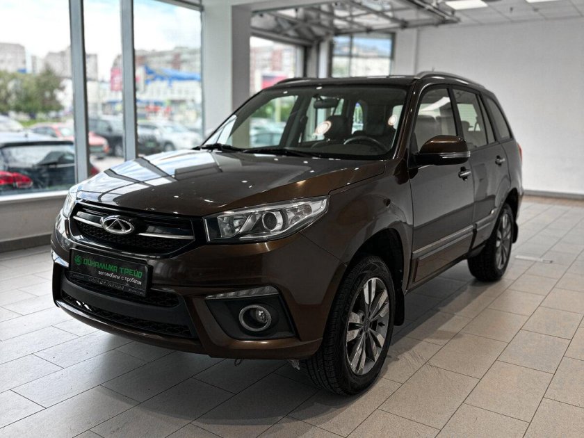 Машина chery tiggo