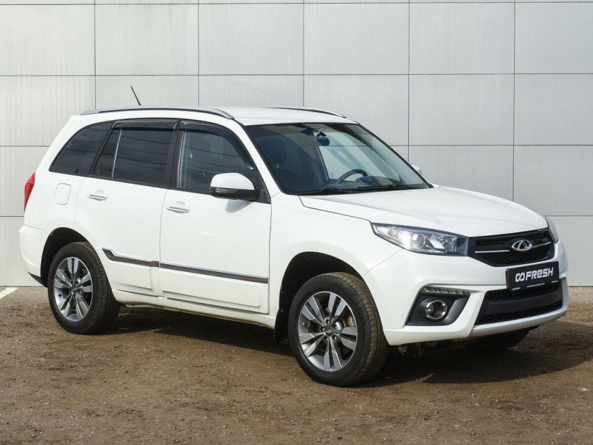 Сузуки Гранд Витара 2014 белый