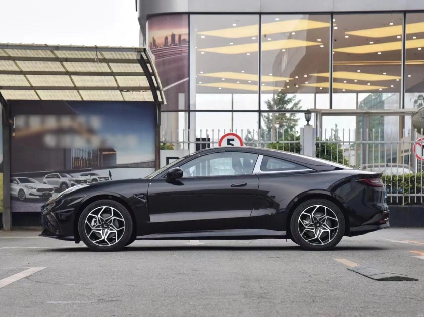 SLR MCLAREN зеленый