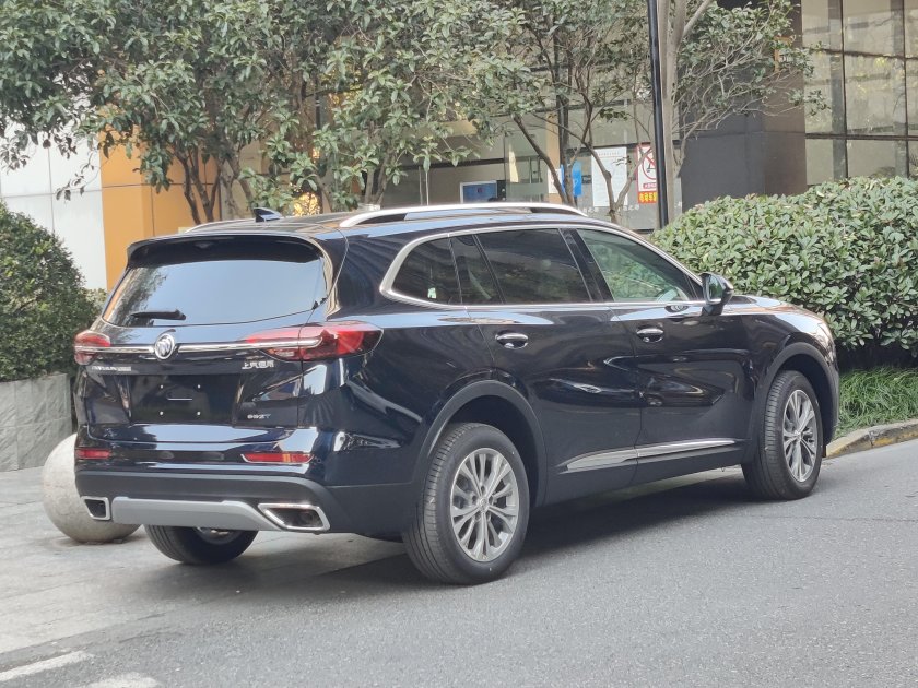 Buick Envision Plus 2022