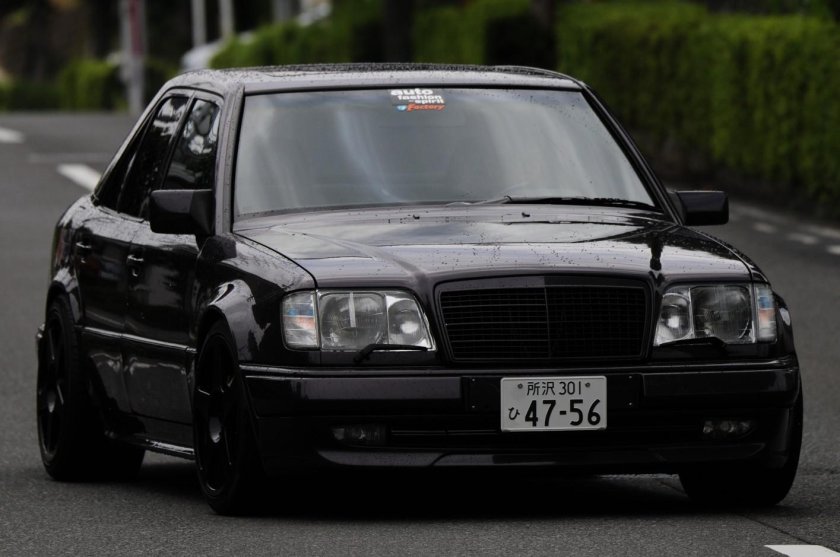 Mercedes Benz w124 e500