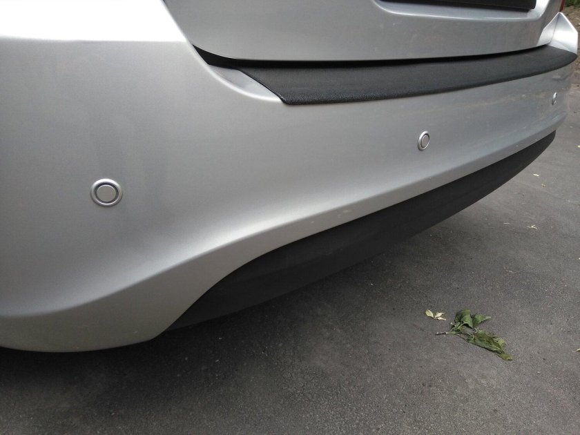 Парктроник на задний бампер