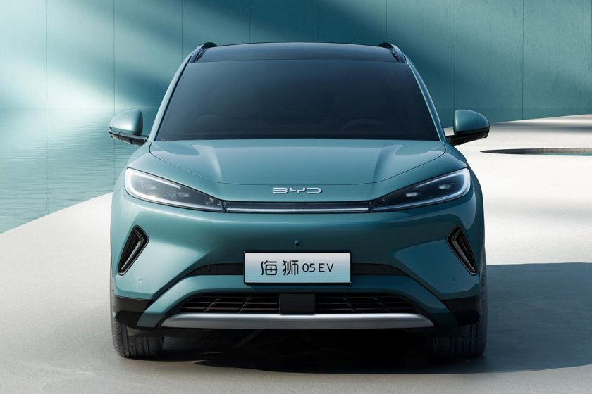 Кроссовер byd