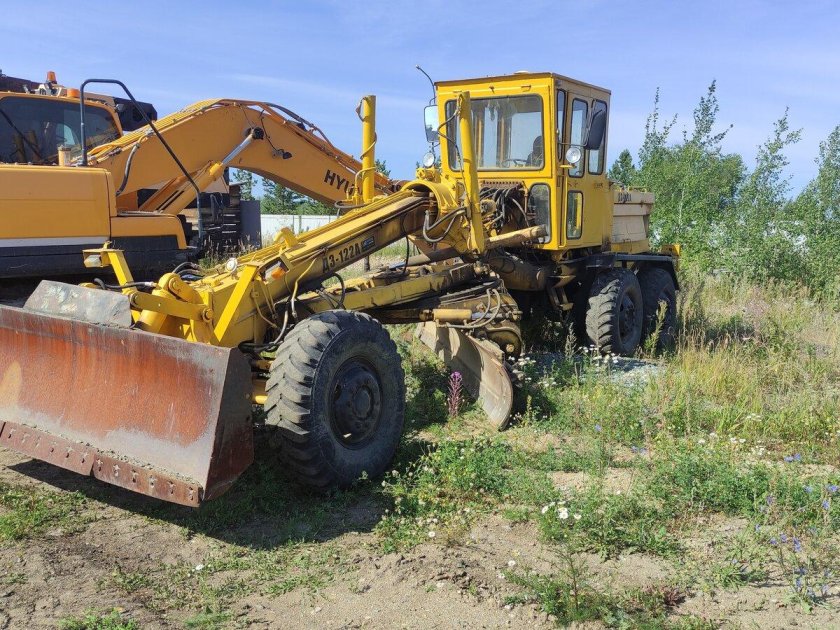 Автогрейдер дормаш дз-122б