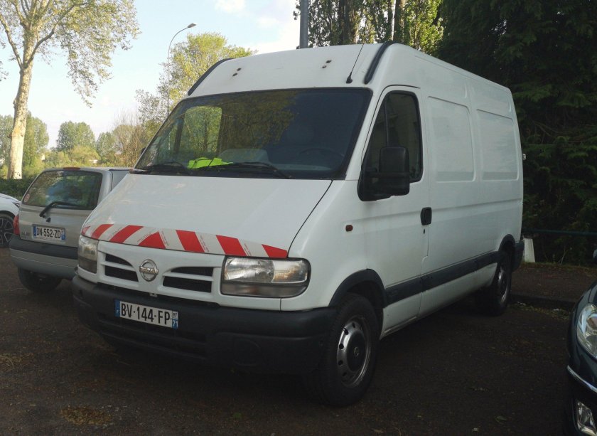 Ниссан Интерстар 2006