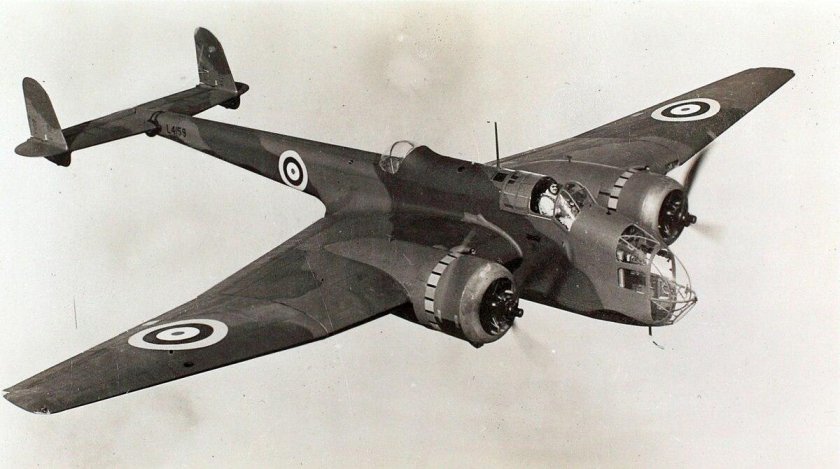 Британский бомбардировщик