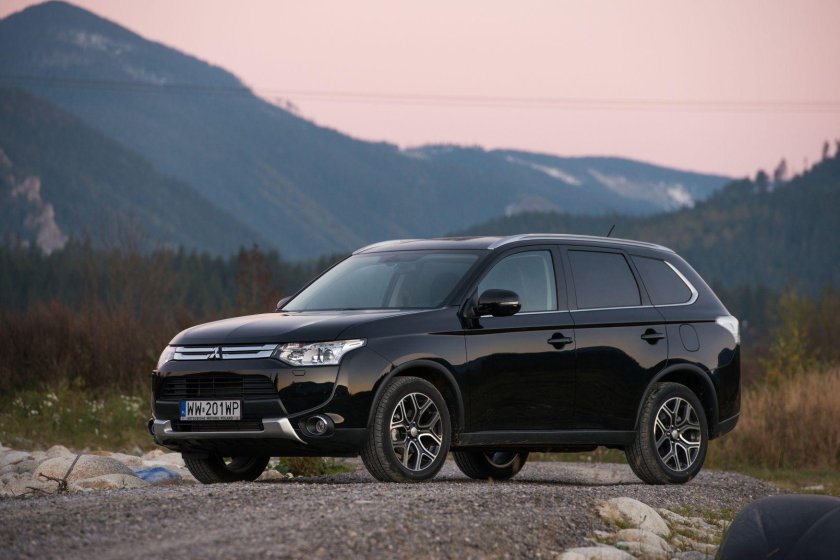 Mitsubishi Outlander 2014