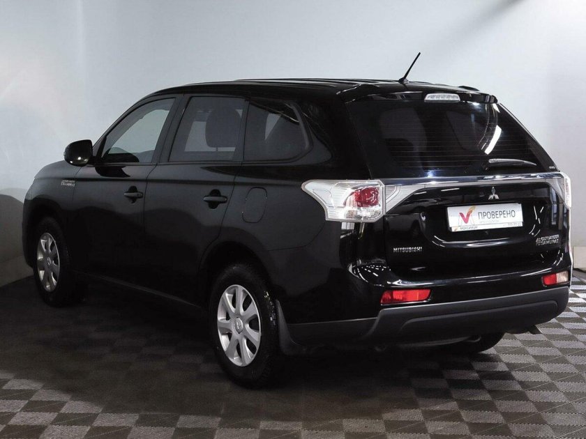Mitsubishi Outlander 2014 Black