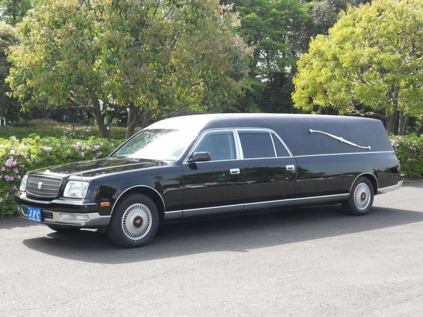 Кадиллак катафалк