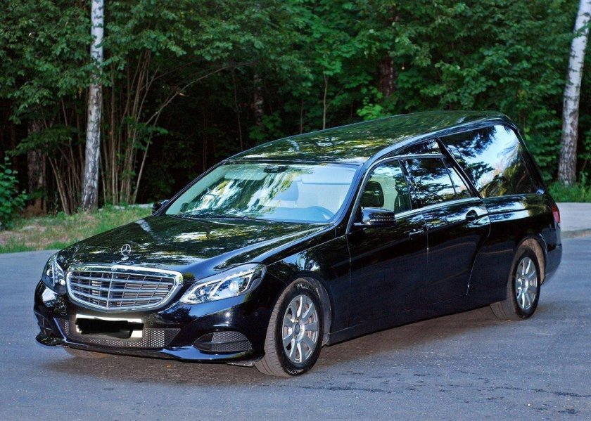 Катафалк Мерседес 222