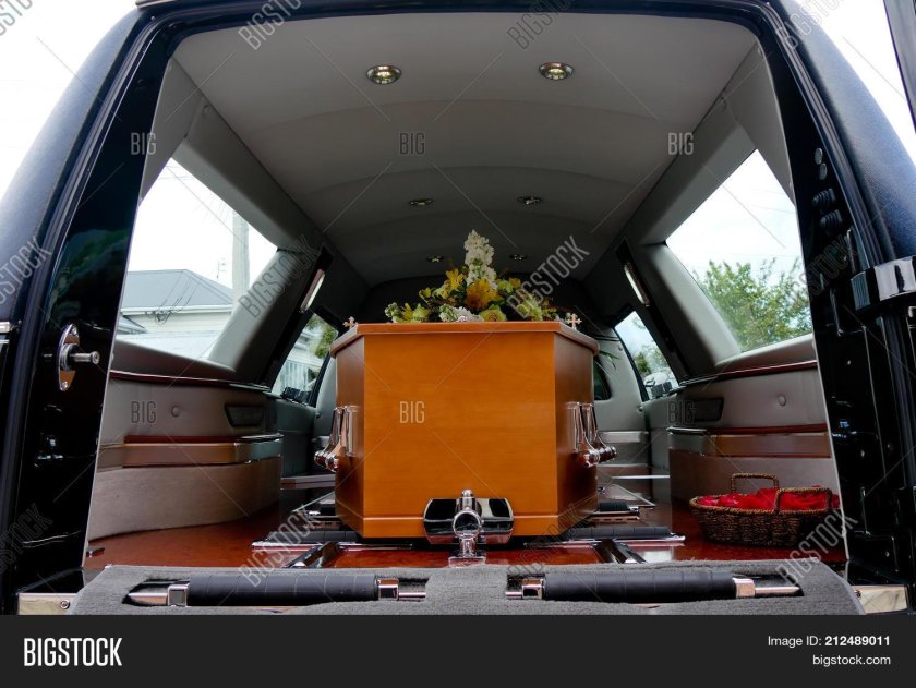 Машина для перевозки гробов