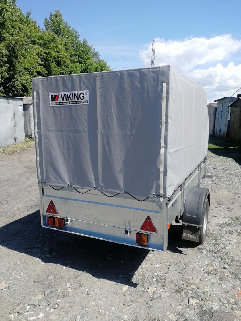 Автомобиль легковой с прицепом