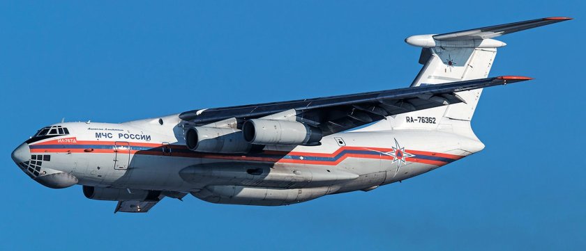 Самолёт ил-76 МЧС