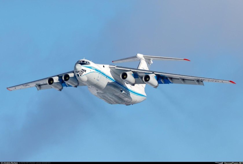 Транспортный самолёт ил-76 ТД