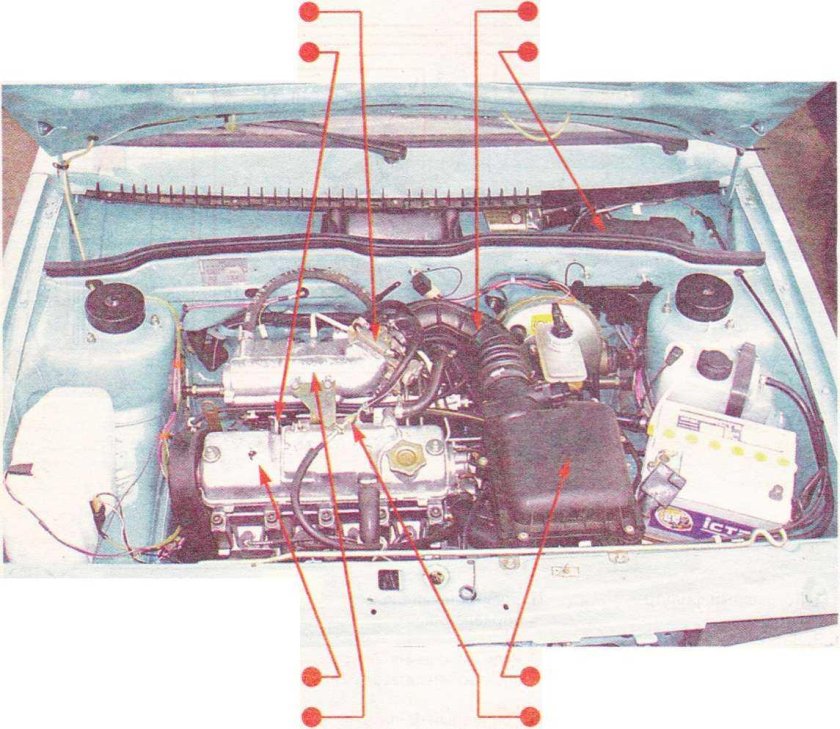 Моторный отсек ВАЗ 2111 инжектор 8 клапанов