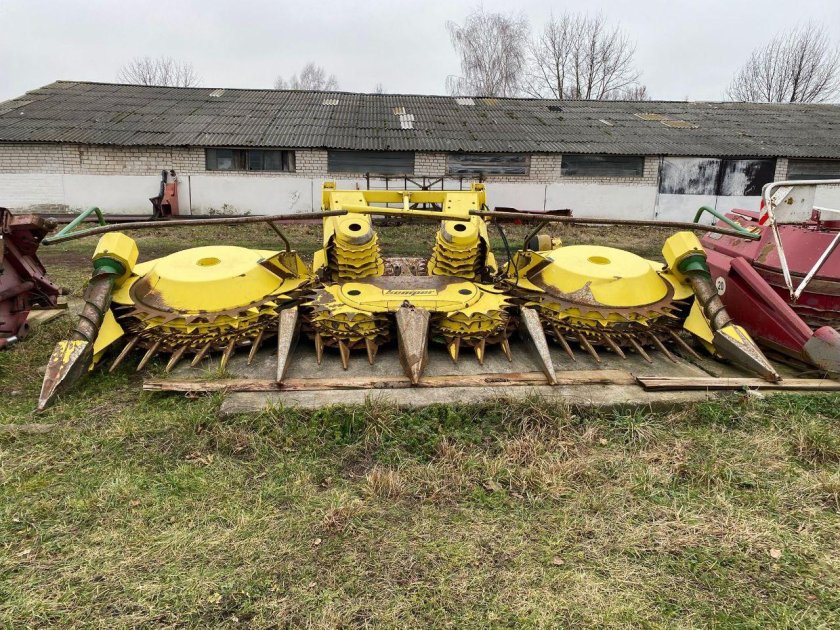 Кукурузная жатка