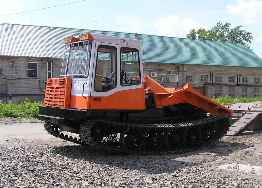 Трактор трелевочник тт4