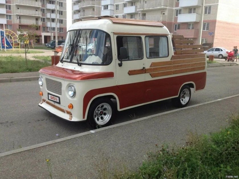 Микроавтобус Нисса 522