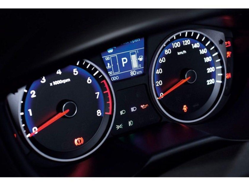 Панель приборов Хендай Солярис 2012