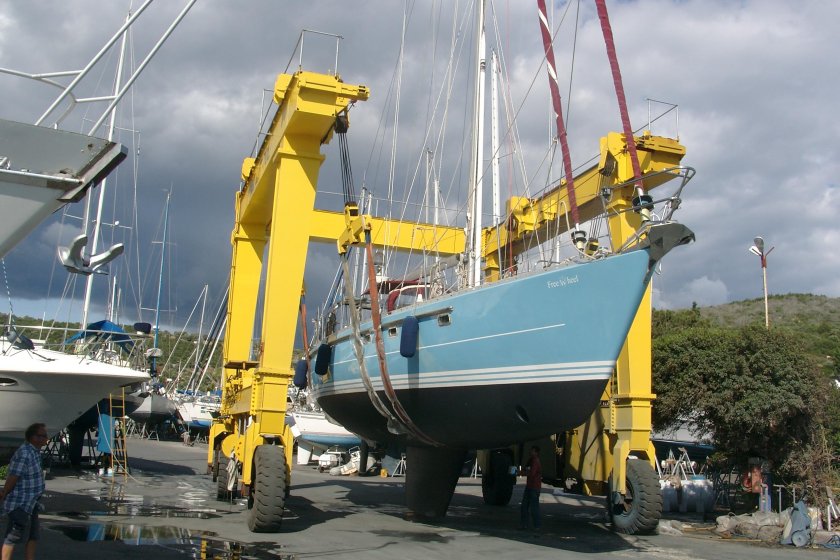 Траверса для подъема яхт