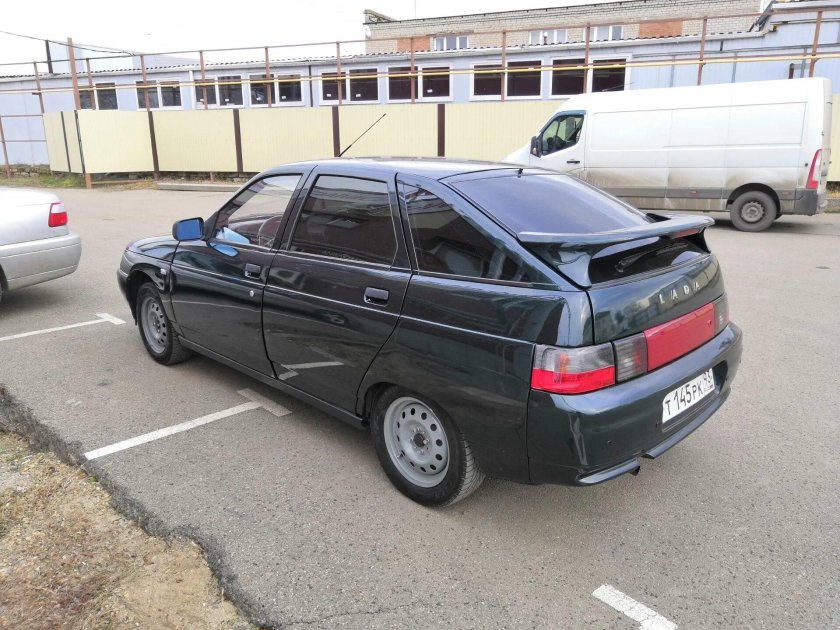 Lada ваз 2112