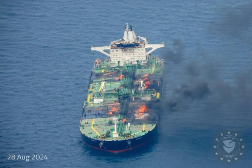 Oil tanker