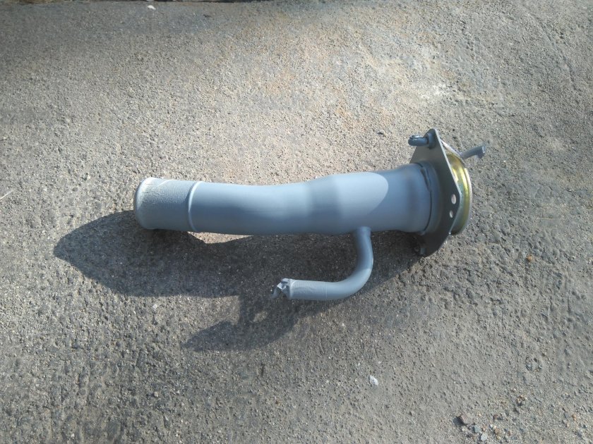 Suzuki Baleno 1996 горловины бака