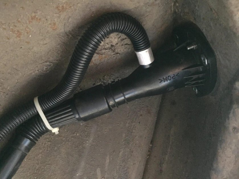 Горловина бака Мазда 626ге