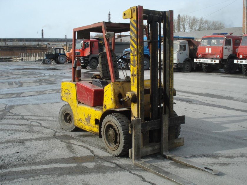 Вилочный погрузчик балканкар