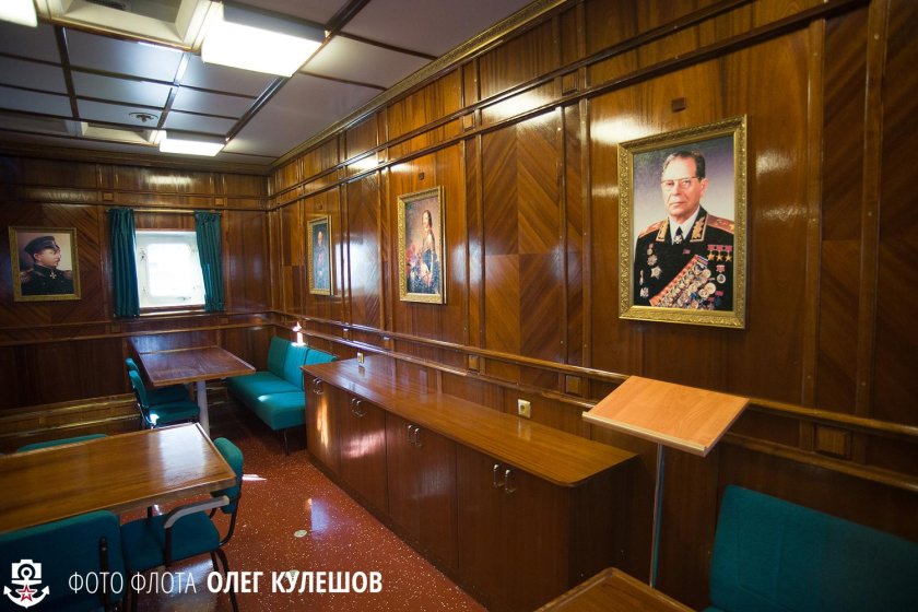 Кают компания крейсера Петр Великий