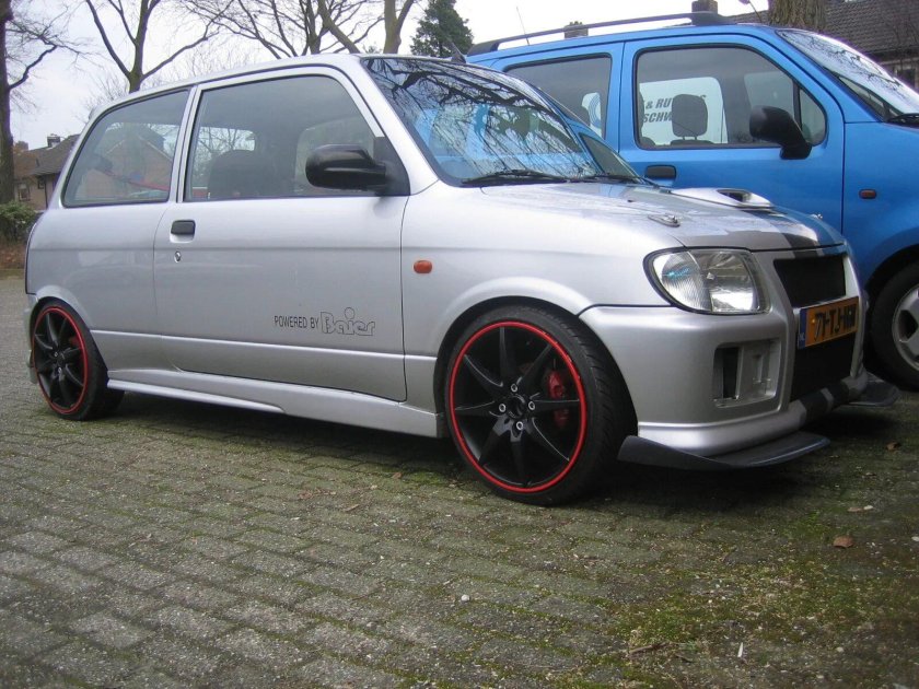 Дайхатсу Куоре 1999